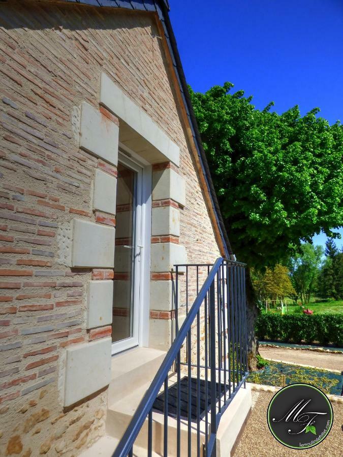 Bed and Breakfast Le Moulin De Follet Fougere  Exterior foto